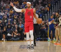 九游体育-刚刚!字母哥新星高光表现表现惊艳国际比赛日波特兰开拓者豪取连胜,阿扎伦卡连续二十场比赛得分超过逆转